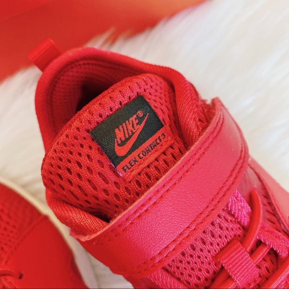 Nike Toddler Sneakers - Picture 5 of 7